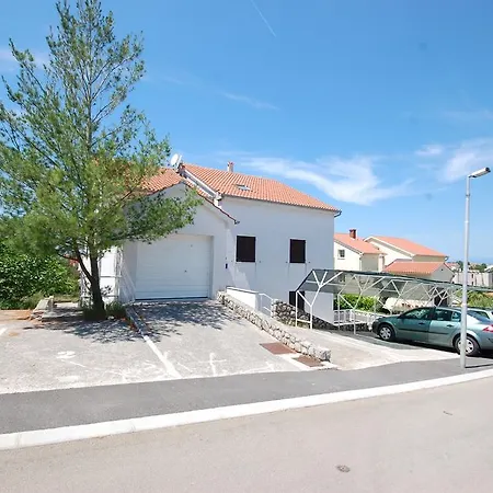 Apartment Lovric Njivice