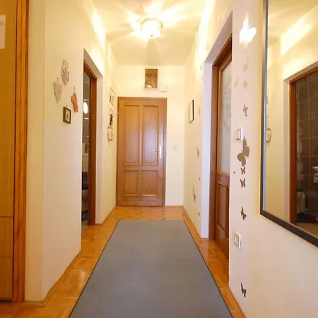 Apartment Lovric Njivice